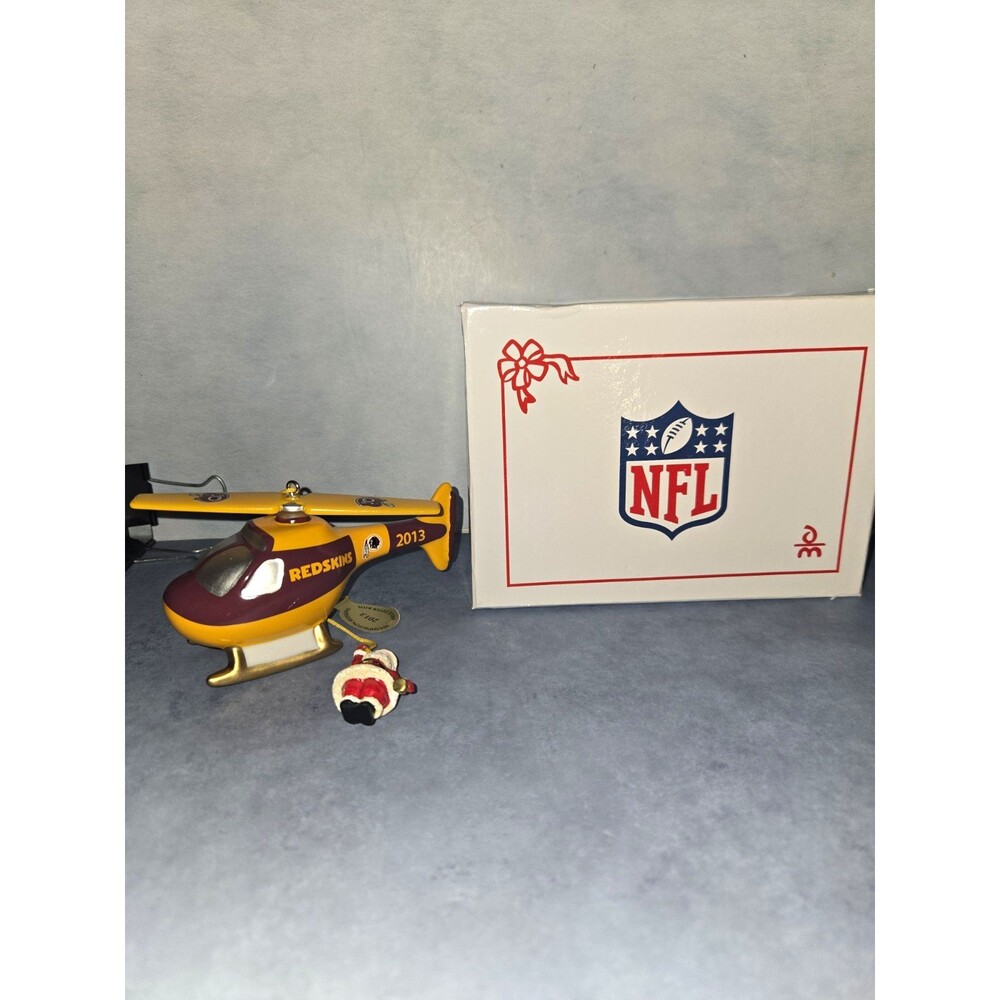 Danbury Mint Washington Redskins 2013 Christmas Helicopter Ride (T-1)